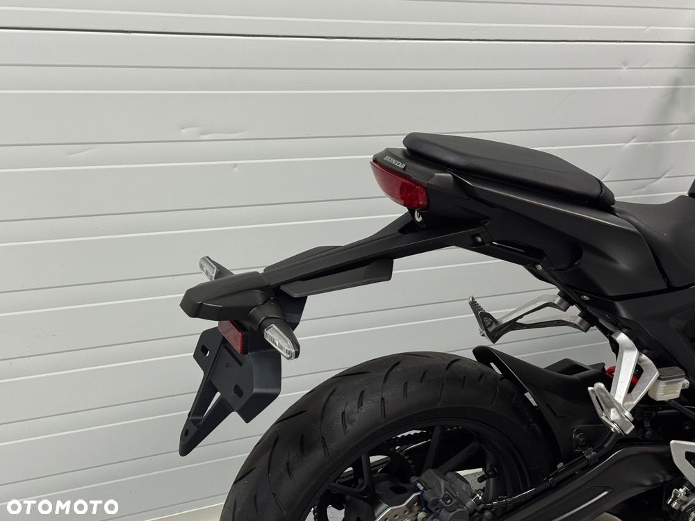 Honda CB - 9