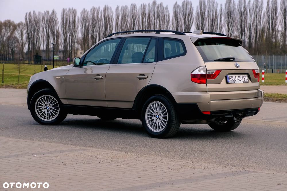 BMW X3 xDrive25i Edition Exclusive - 11