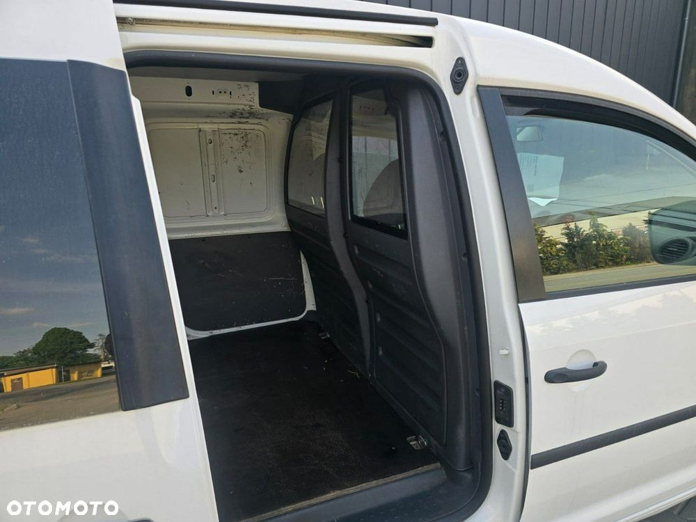 Volkswagen Caddy - 26
