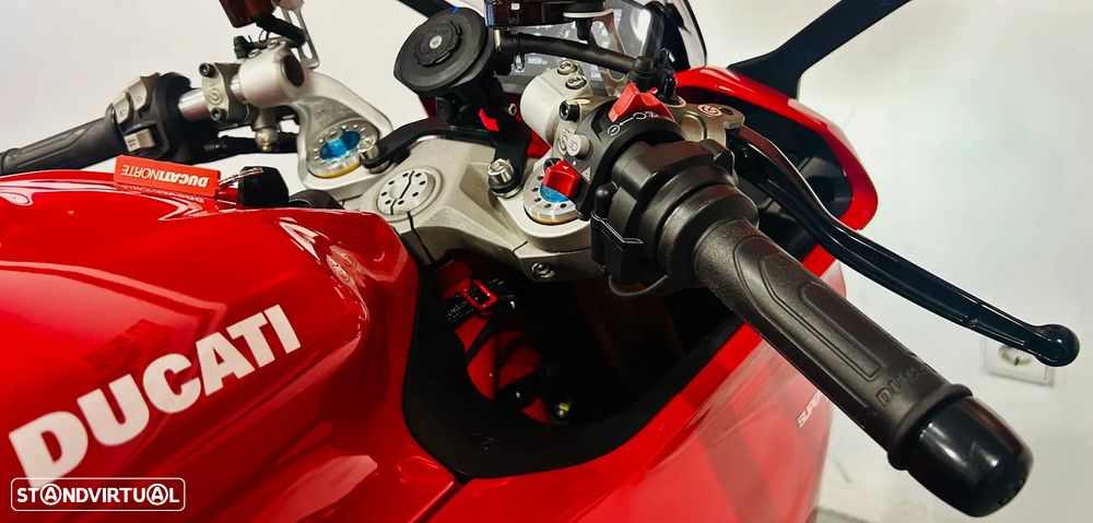 Ducati Supersport 950 S Red - 14