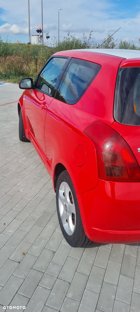 Suzuki Swift 1.3 DDiS GLX / Comfort - 4