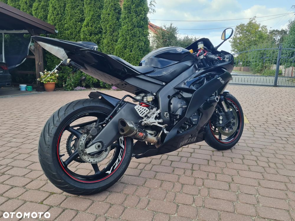 Yamaha R6 - 2