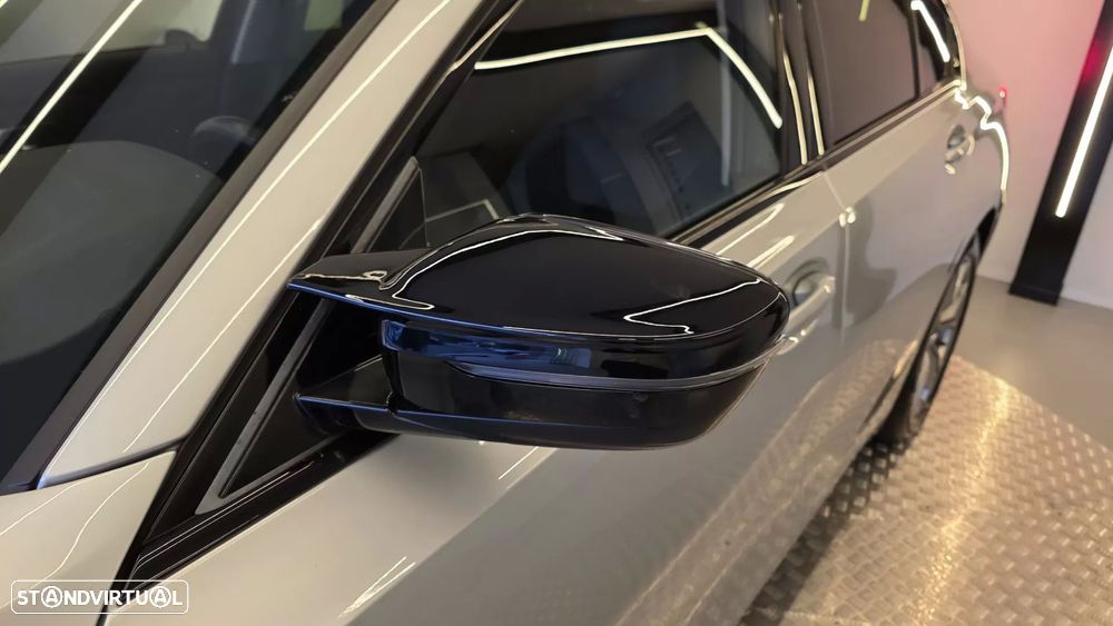 BMW 318 d Line Sport Auto - 28