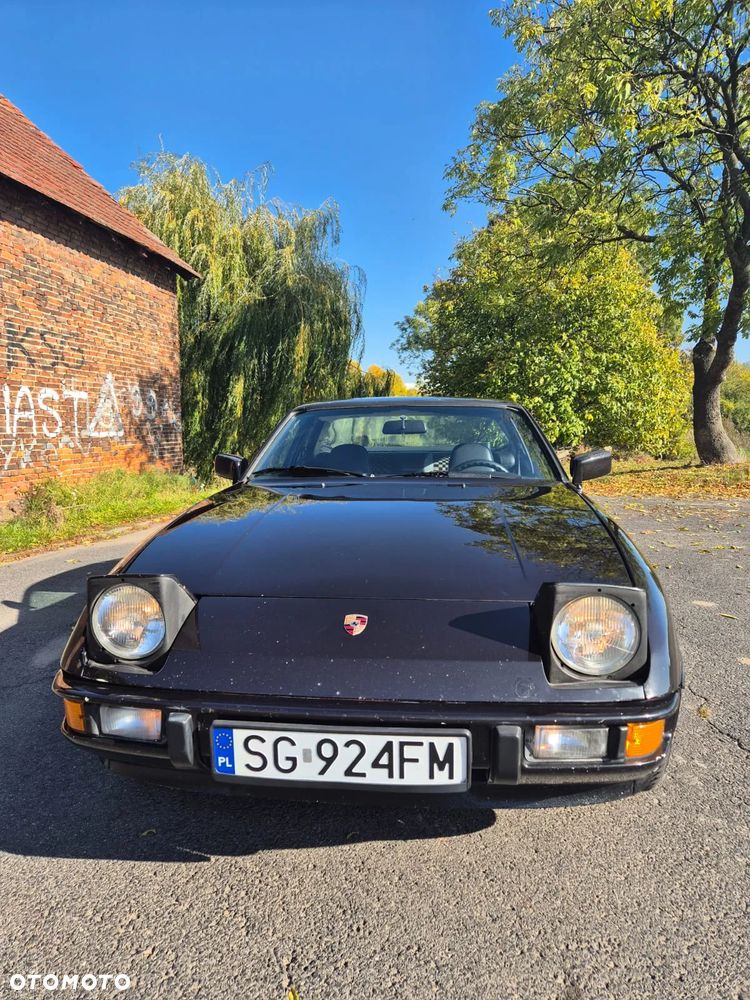 Porsche 924 Standard - 22