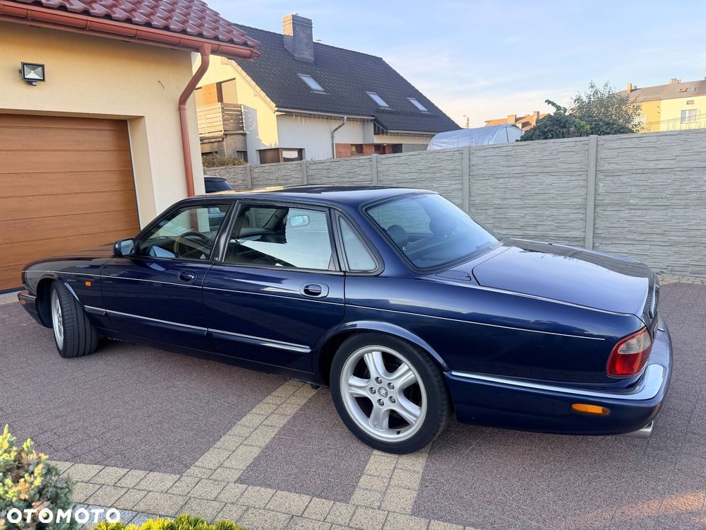 Jaguar XJR Standard - 5