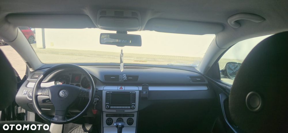 Volkswagen Passat 2.0 TDI DPF Comfortline DSG - 14