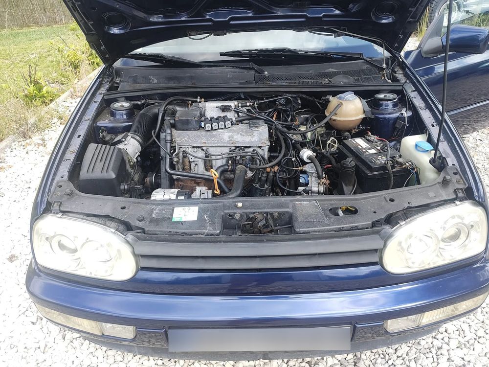 Volkswagen Golf - 11