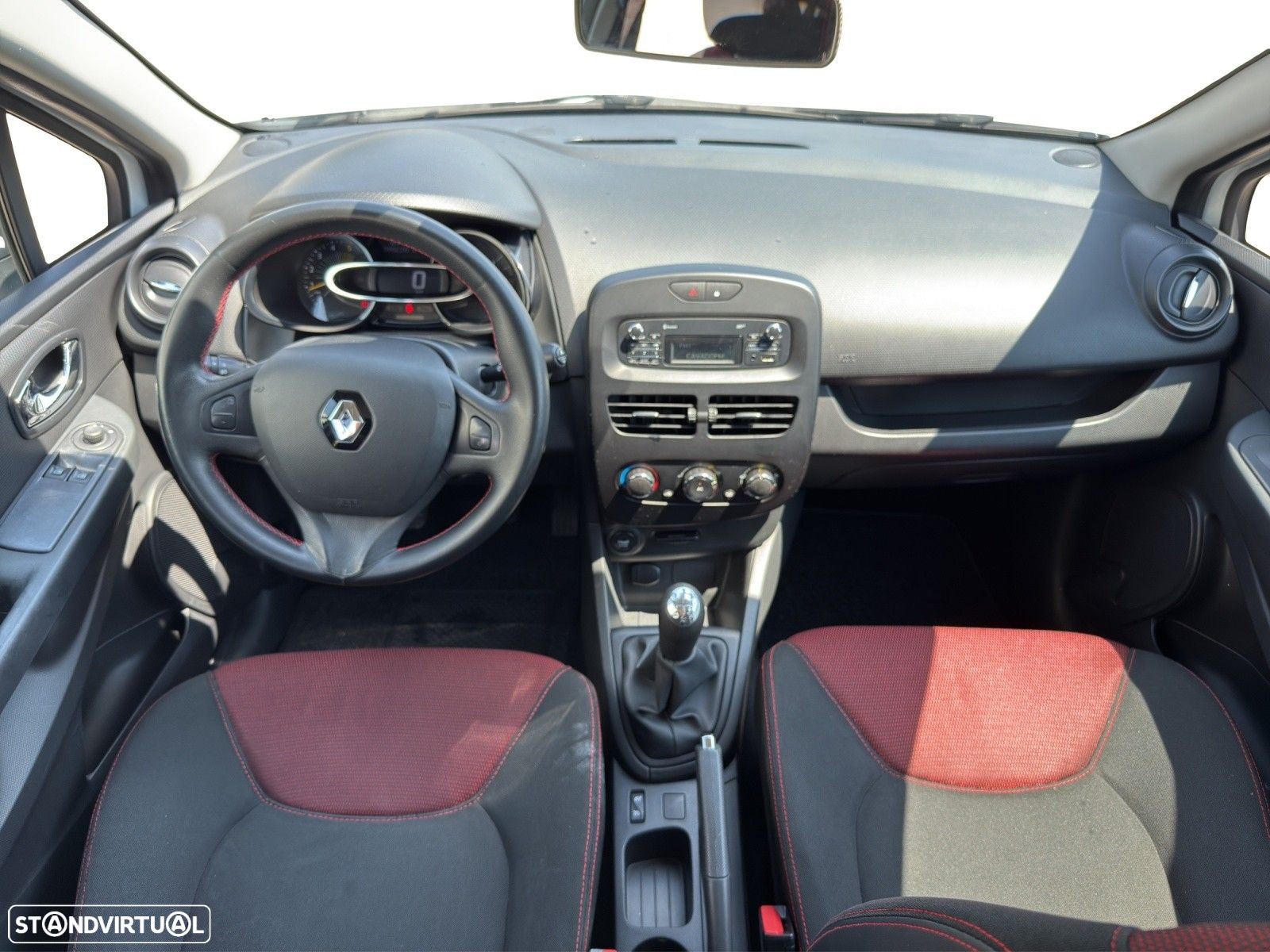 Renault Clio Sport Tourer 1.5 dCi Confort - 7