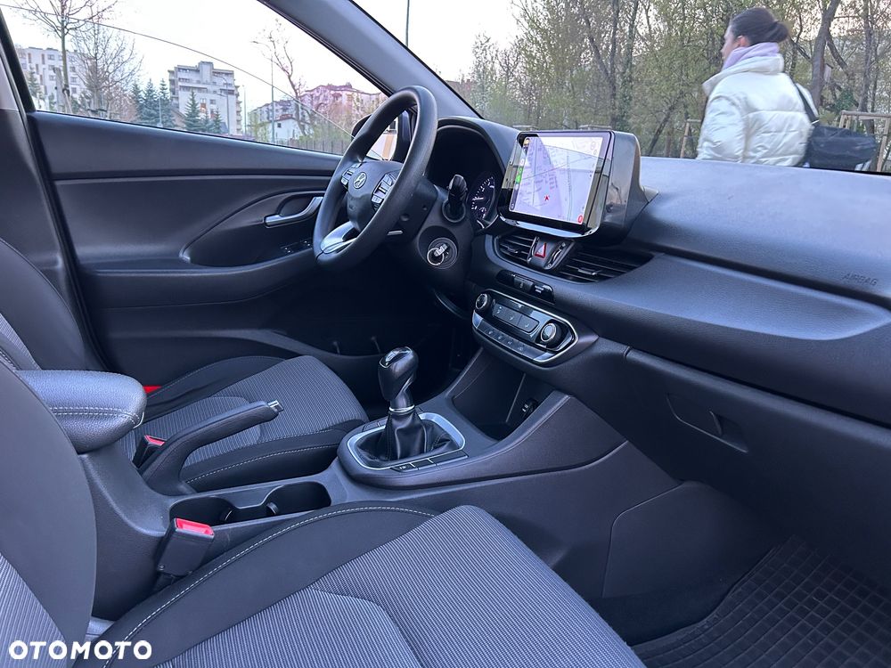 Hyundai i30 1.4 Classic + - 6