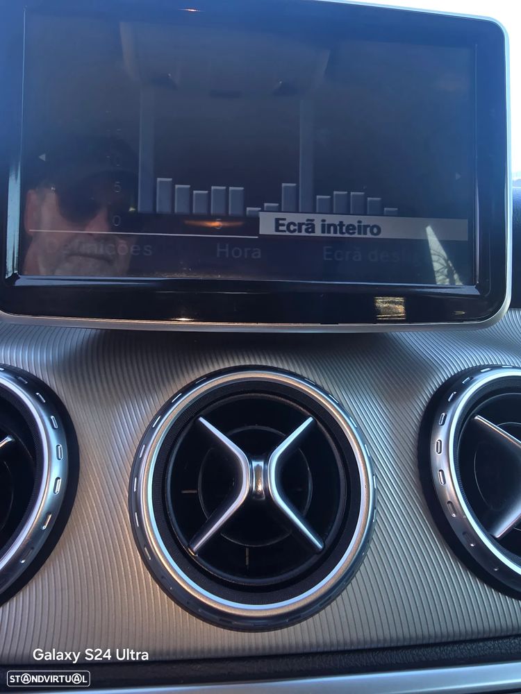 Mercedes-Benz GLA 180 CDI - 9