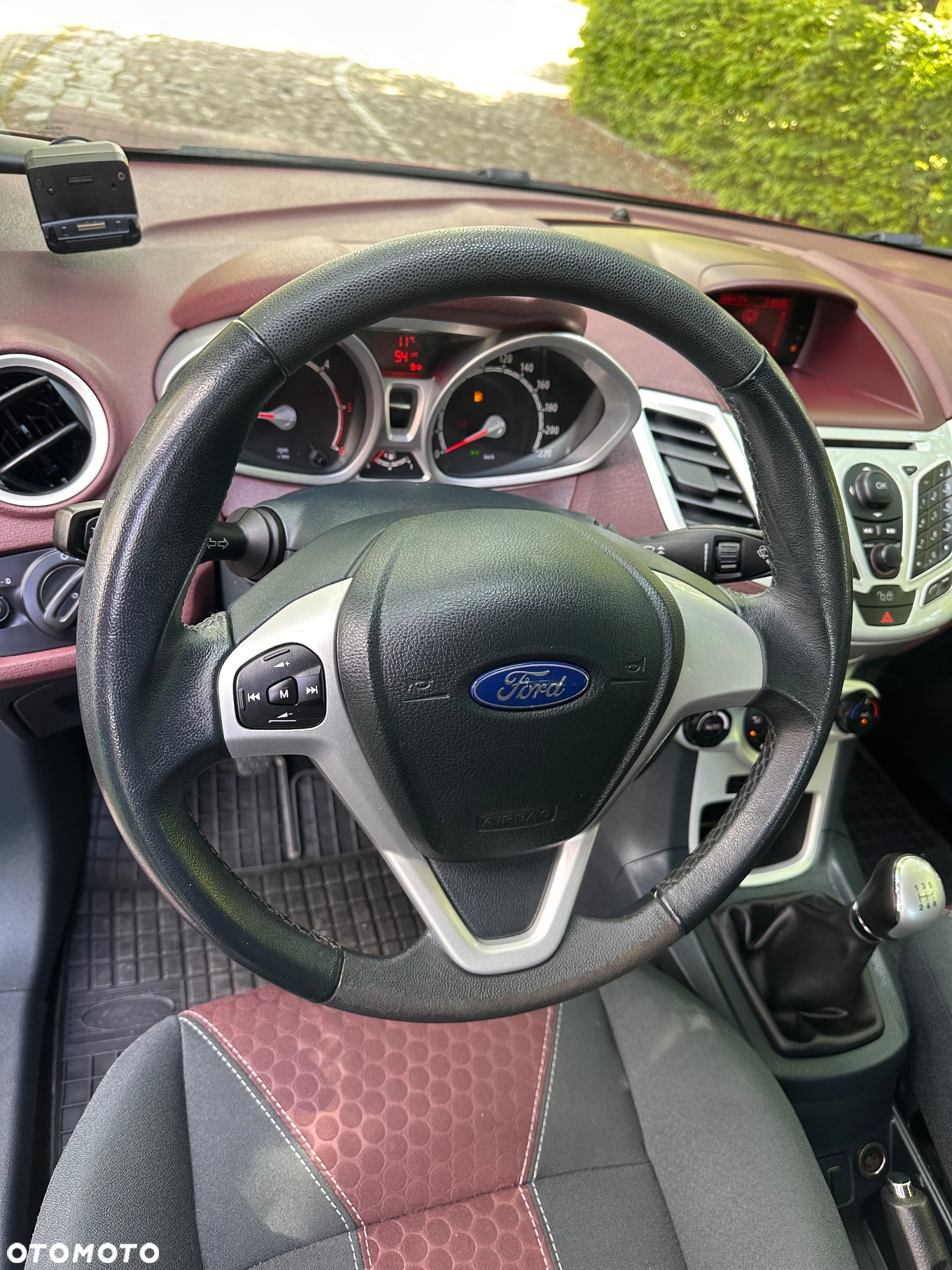 Ford Fiesta 1.6 TDCi DPF Titanium - 37