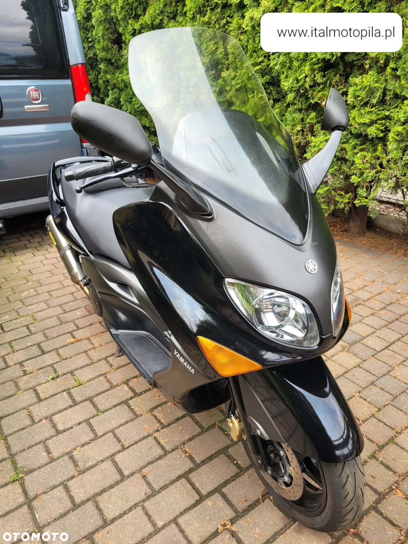Yamaha Tmax - 23