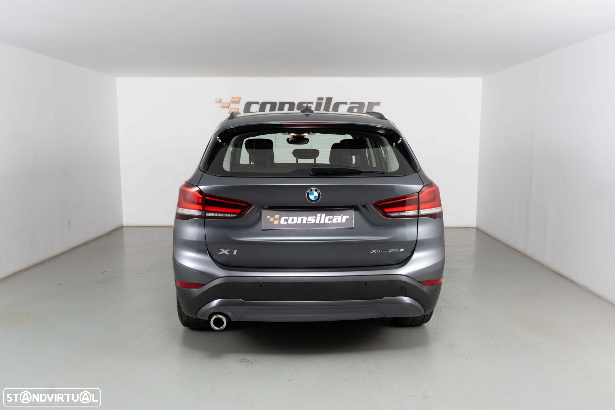 BMW X1 25 e xDrive Corporate Edition - 5