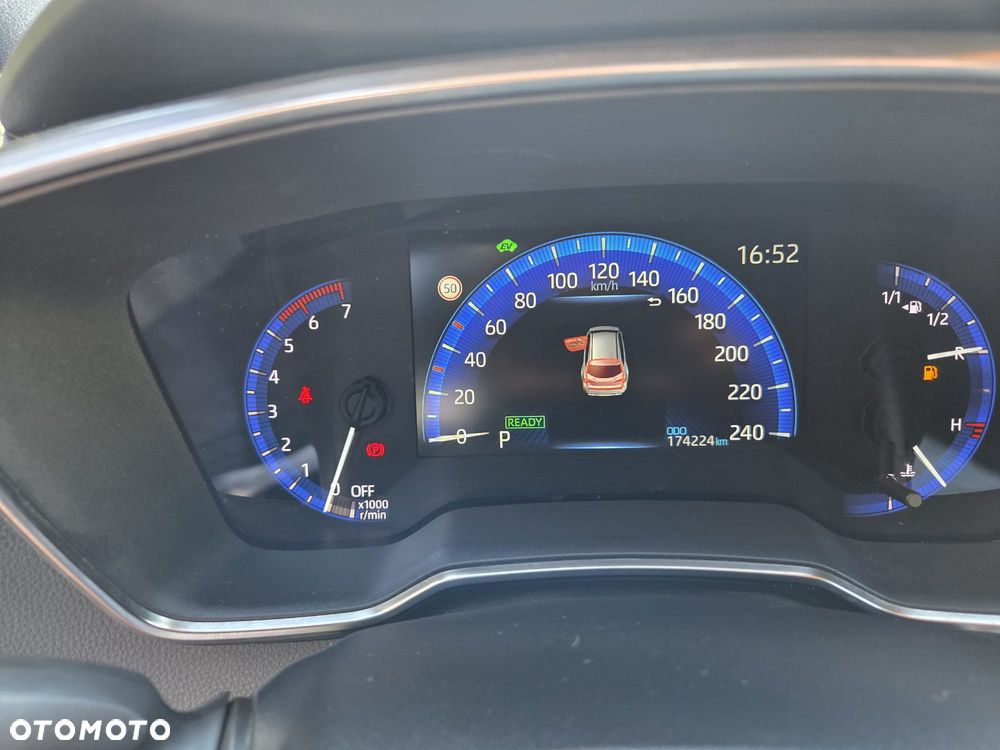 Toyota Corolla - 22