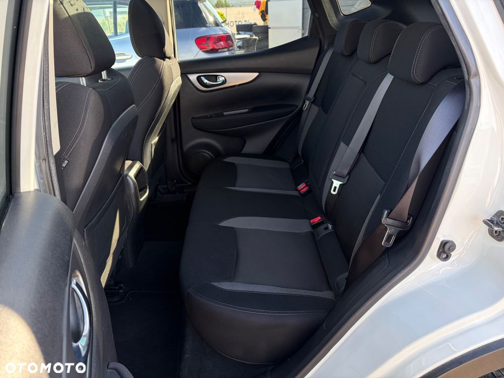 Nissan Qashqai - 23