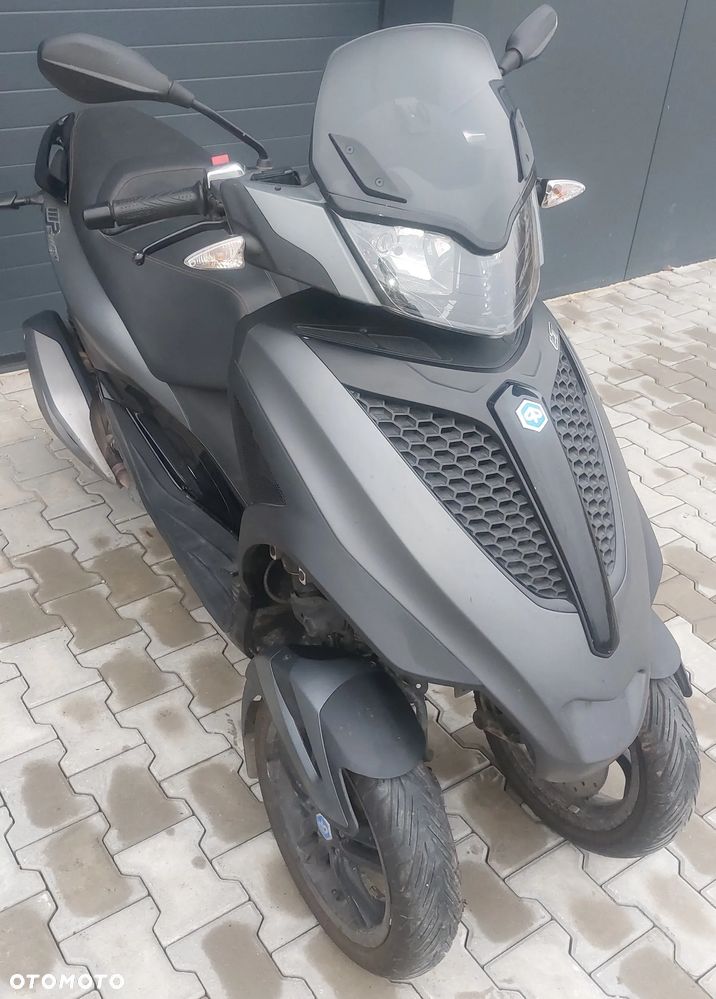 Piaggio MP-3 - 8