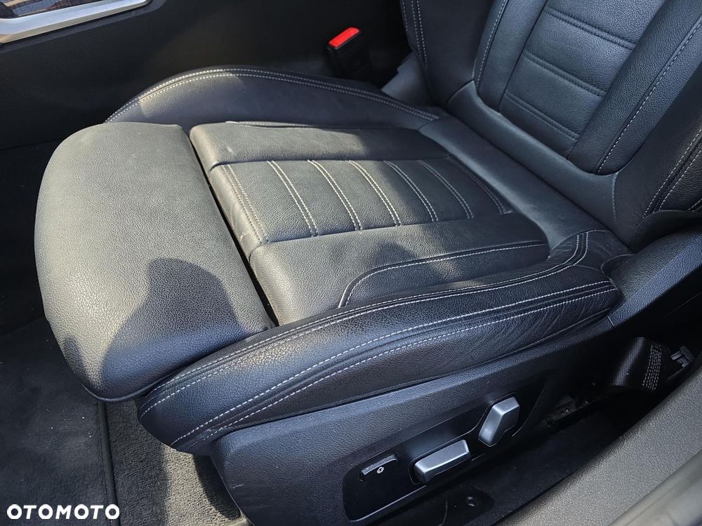 BMW Seria 3 320d Luxury Line sport - 15