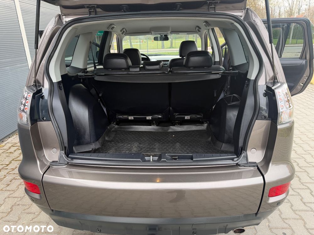 Mitsubishi Outlander 2.0 2WD Active - 26