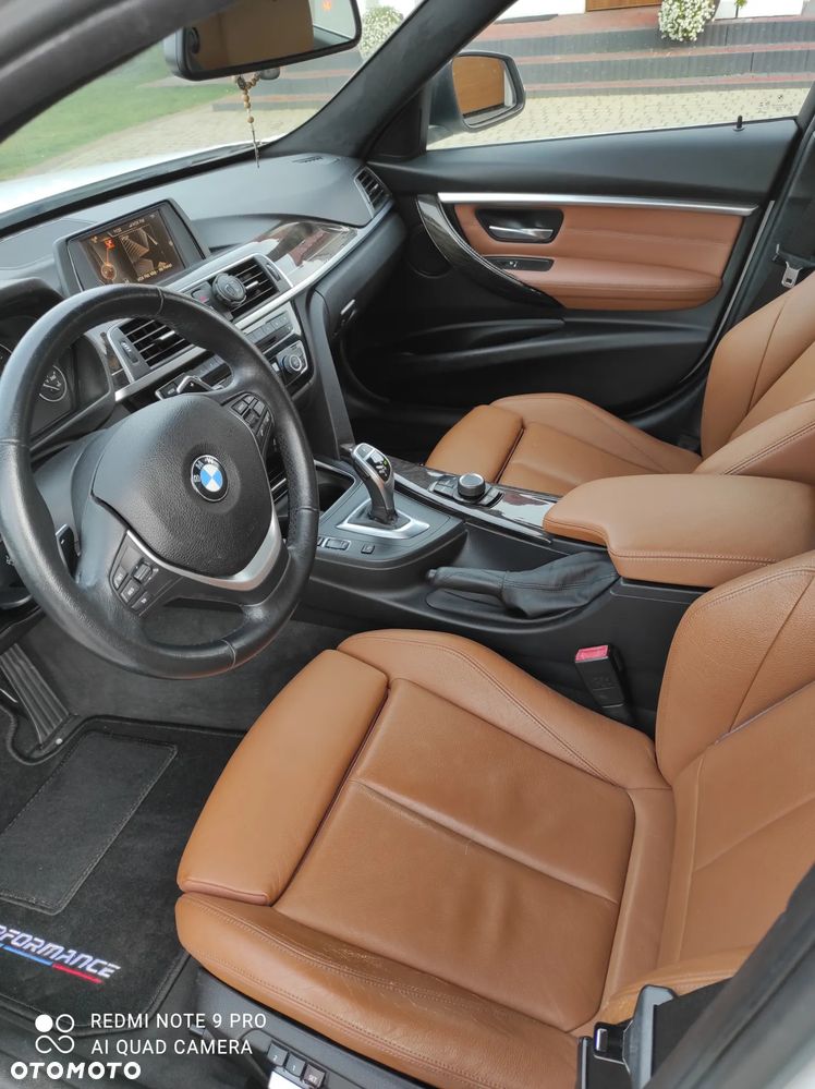 BMW Seria 3 330i Sport Line - 7