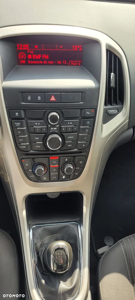 Opel Astra 1.6 Color Edition - 8