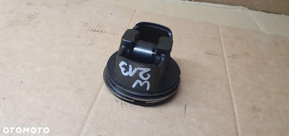 Tłok Mercedes Klasa E W213 3.0 CDI 083142 - 3