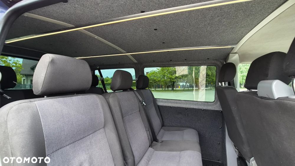 Volkswagen Transporter Caravelle Kurz Comfortline - 23