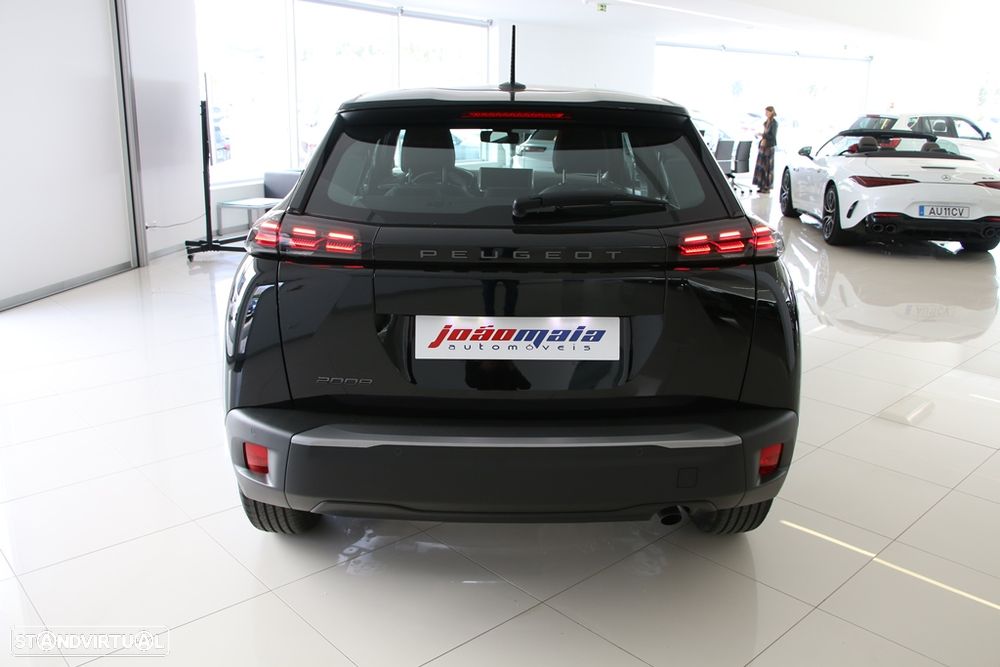 Peugeot 2008 1.2 PureTech Active - 12