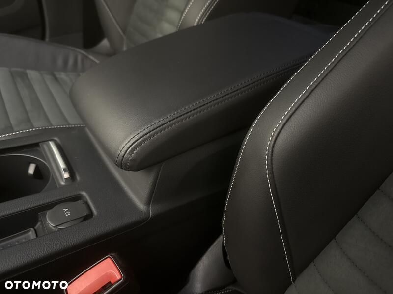 Volkswagen Passat - 19