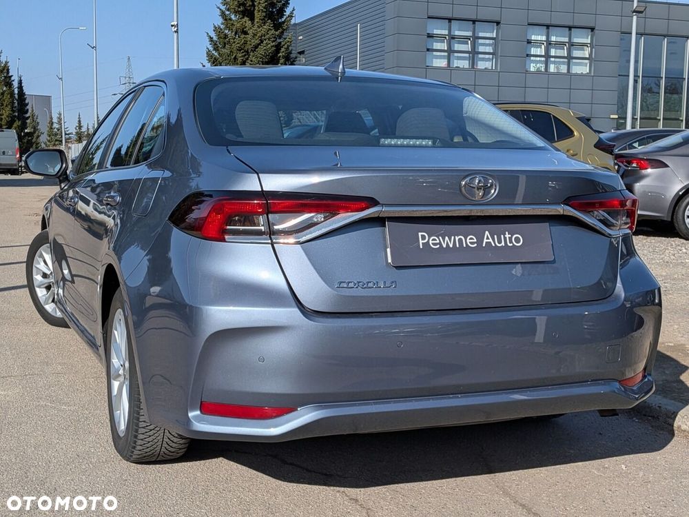 Toyota Corolla - 13