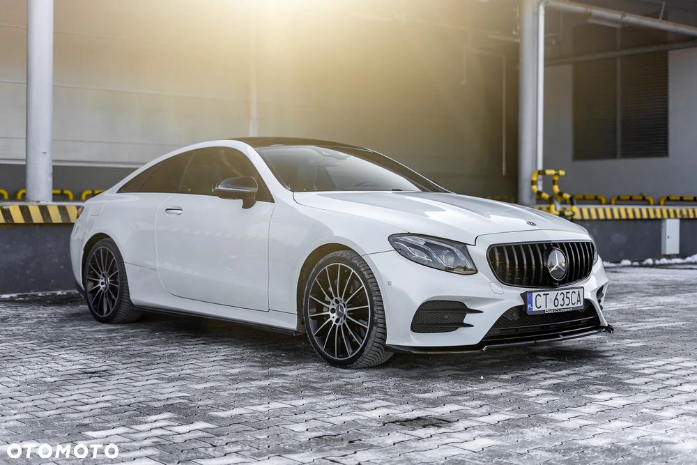 Mercedes-Benz Klasa E 400 Coupe 4-Matic 9G-TRONIC - 1