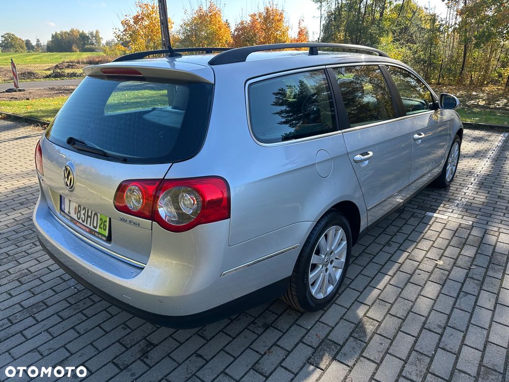 Volkswagen Passat - 12