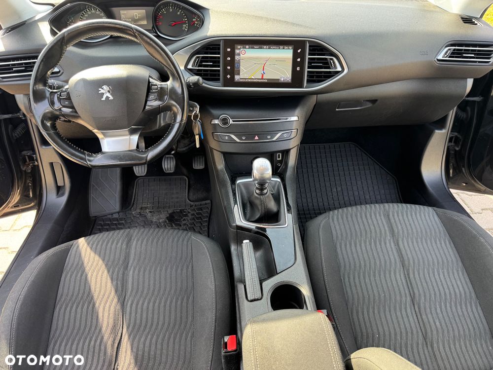 Peugeot 308 - 22