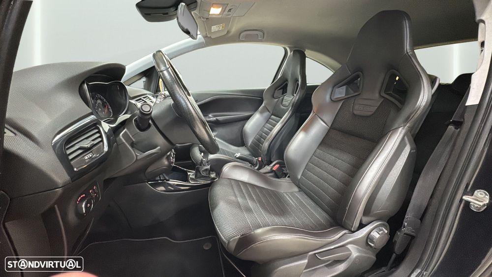 Opel Corsa 1.6 Turbo OPC - 9