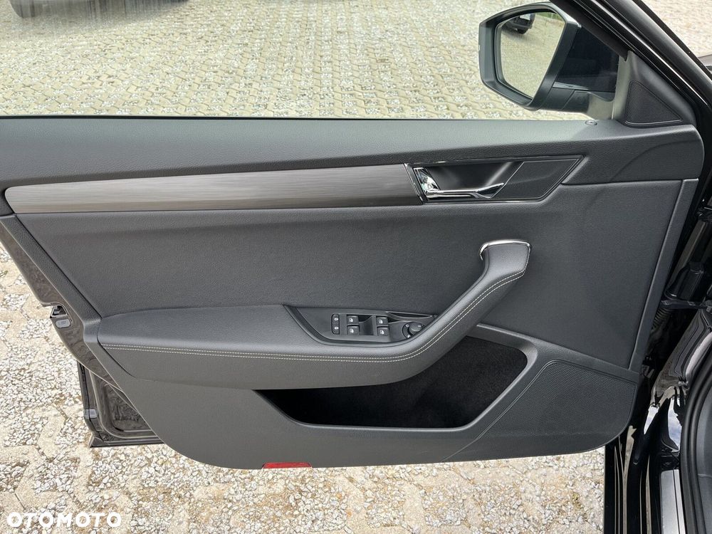 Skoda Superb 2.0 TSI Style DSG - 11