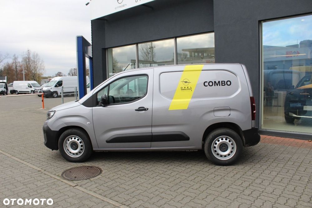 Opel COMBO - 10