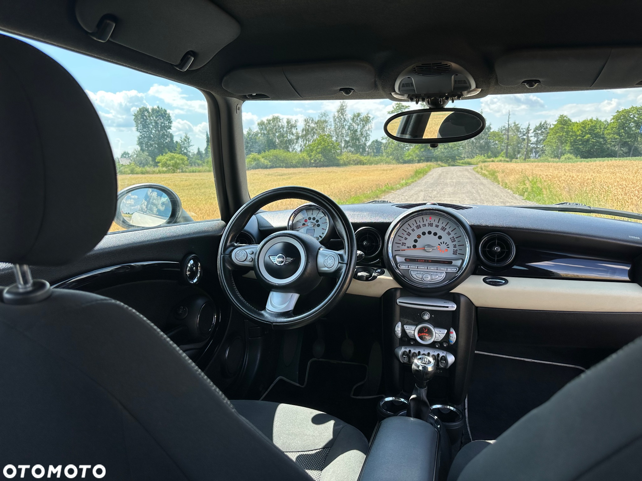 MINI ONE Standard - 31