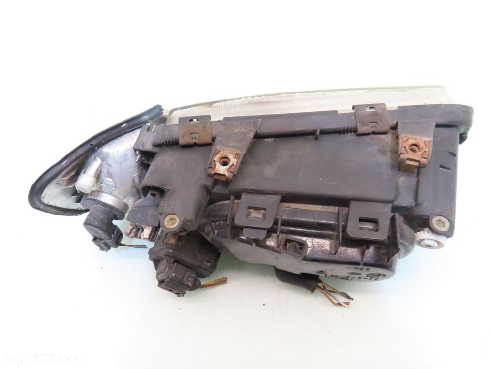 LAMPA LEWA PRZEDNIA AUDI A3 8L - 8