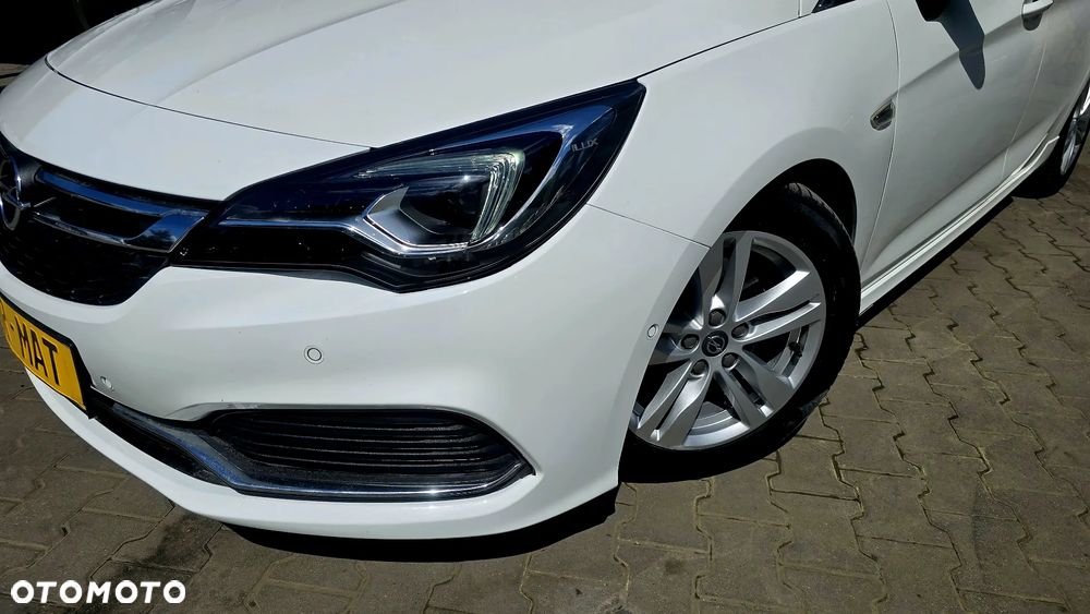 Opel Astra 1.6 Turbo Start/Stop Dynamic - 4