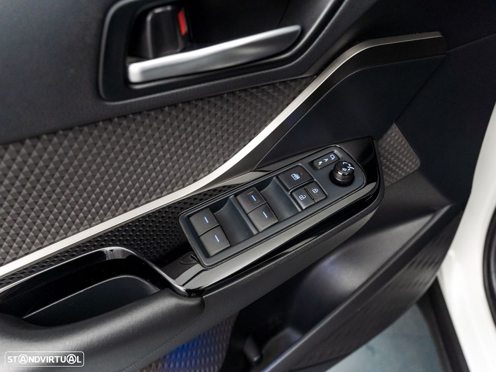 Toyota C-HR 1.8 Hybrid Exclusive - 17