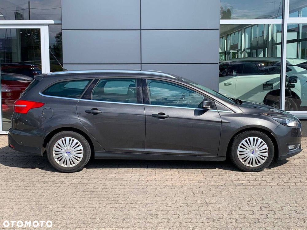 Ford Focus 1.0 EcoBoost Trend Edition - 6