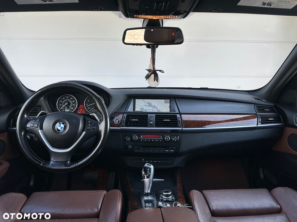 BMW X5 xDrive35i - 8