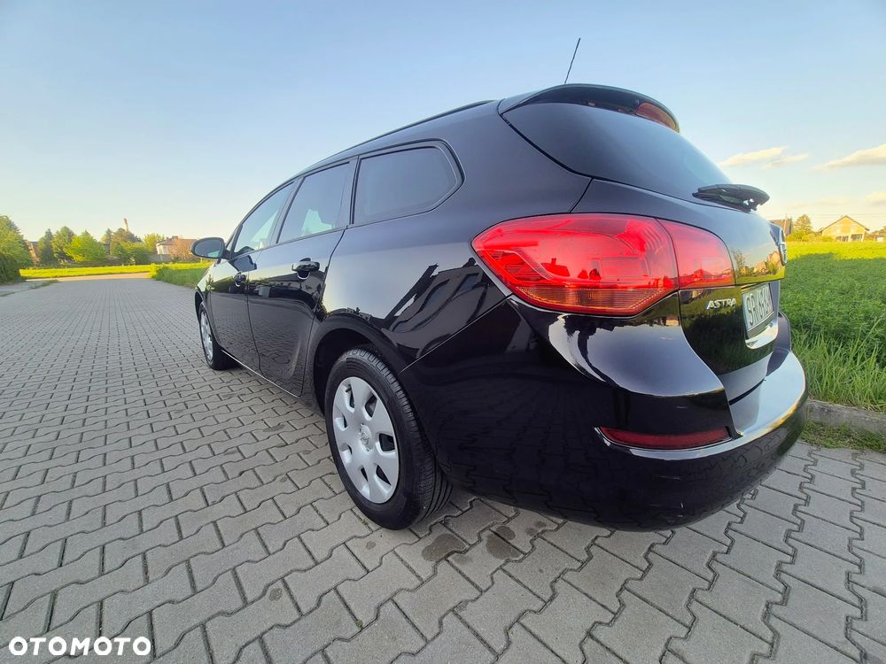 Opel Astra 1.4 ecoFLEX - 6