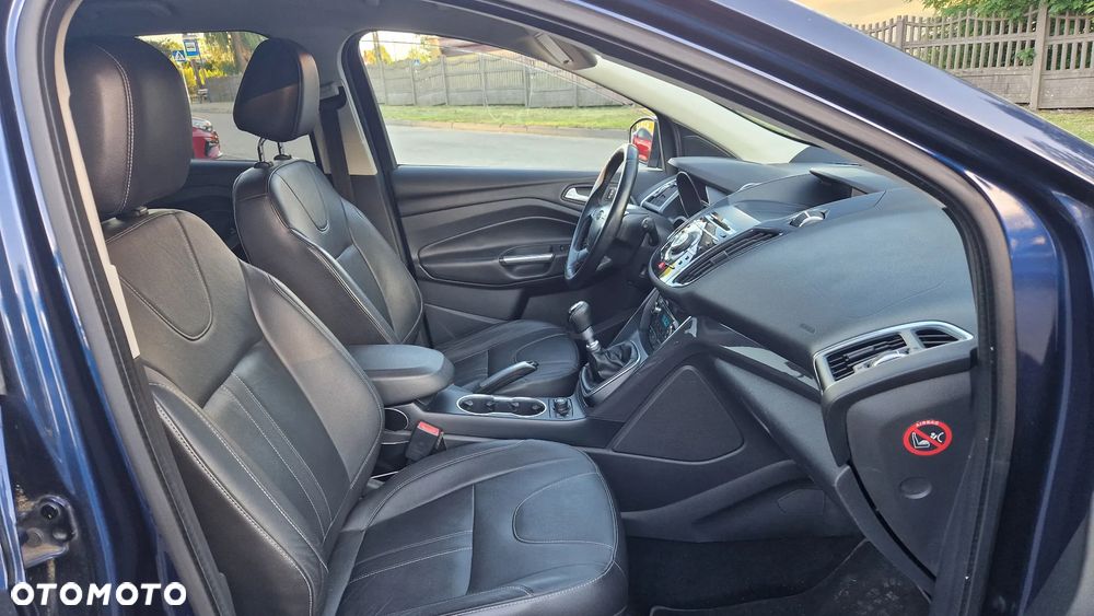 Ford Kuga 2.0 TDCi 4x4 Individual - 10