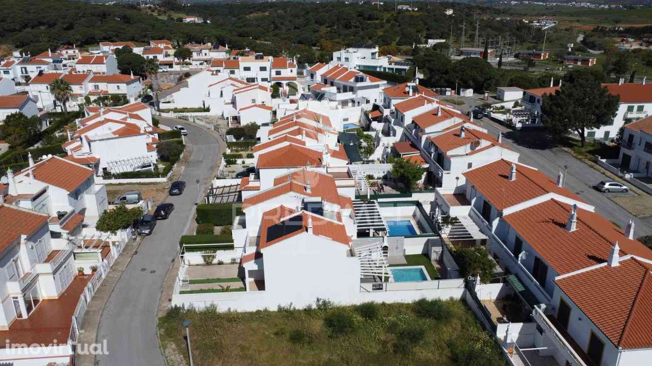 Moradia T4 com piscina em Casas da Audiência, Monte Gordo - Grande imagem: 2/40