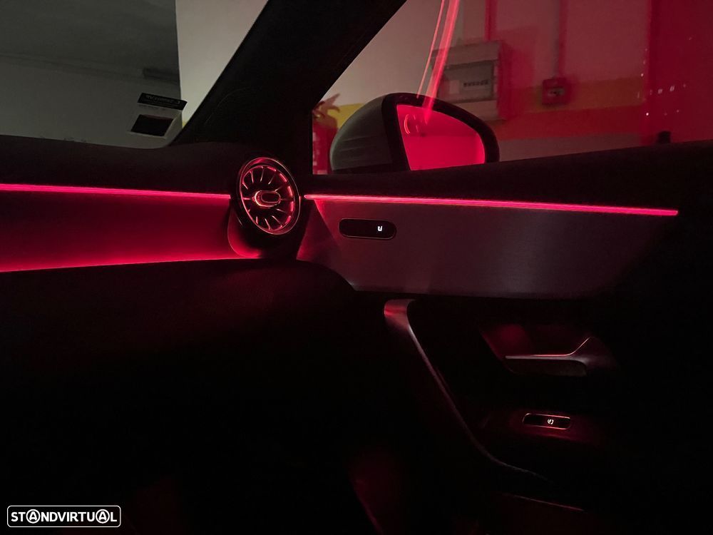 Mercedes-Benz A 200 AMG Line Aut. - 35