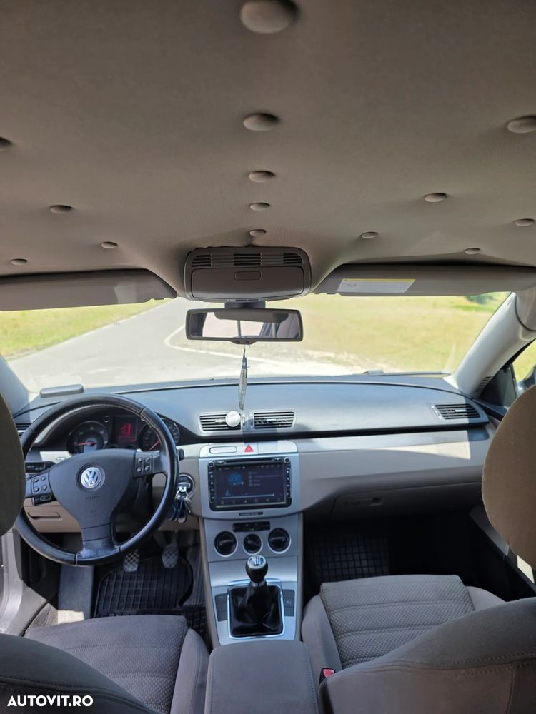Volkswagen Passat Variant 2.0 TDI Highline DPF - 18