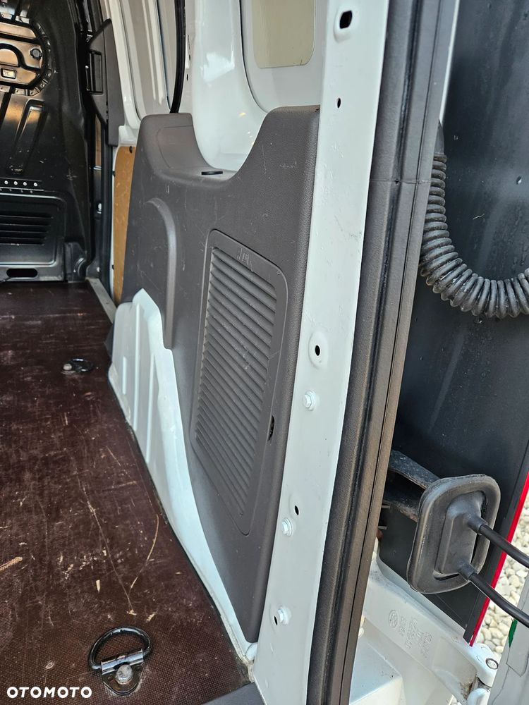 Ford Transit connect - 18
