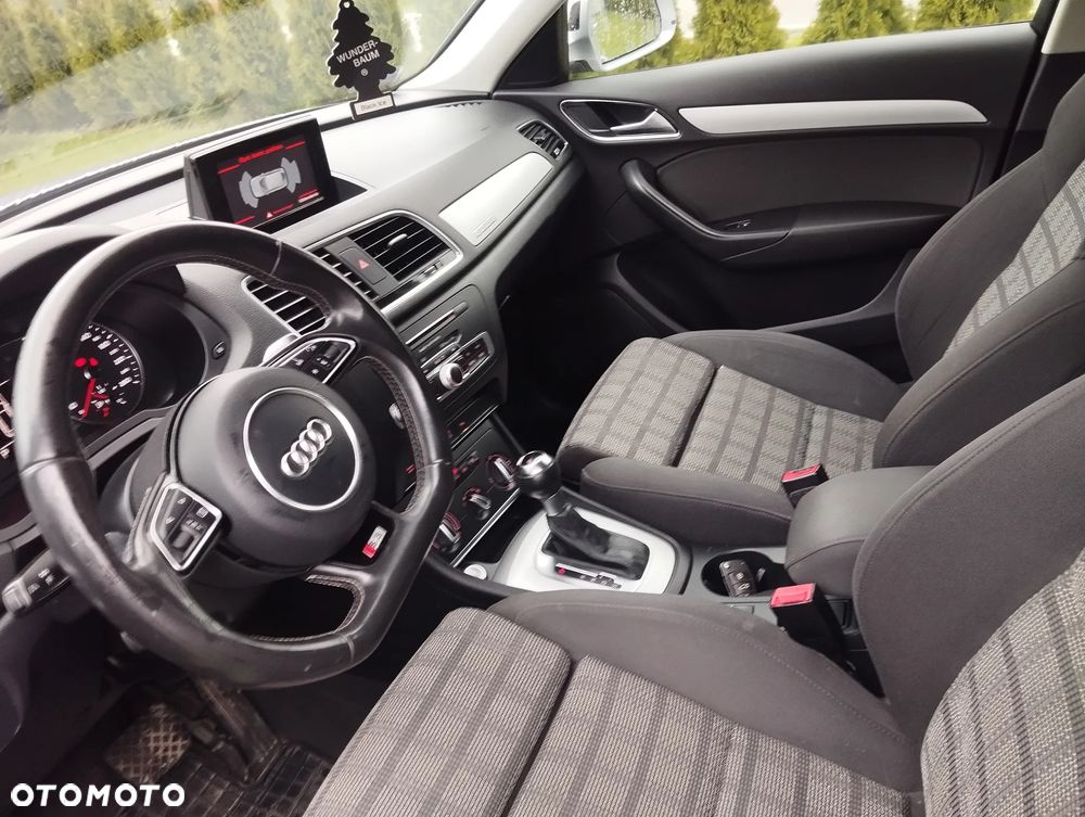 Audi Q3 2.0 TDI Quattro S tronic sport - 8
