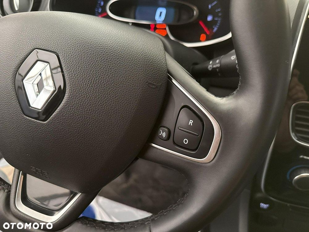 Renault Clio - 27