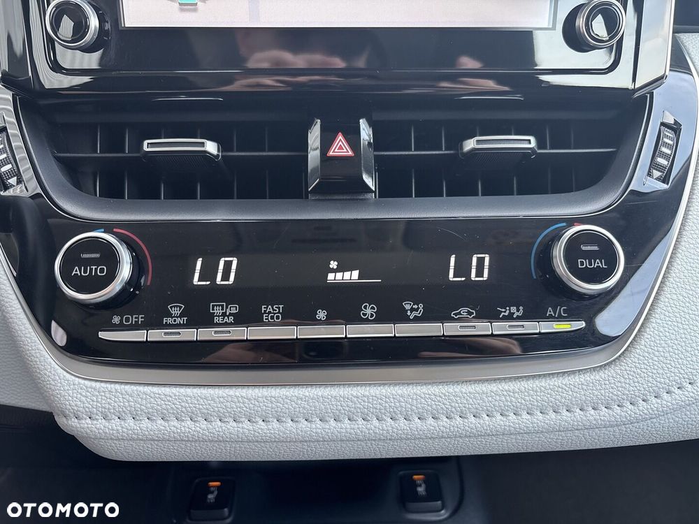 Toyota Corolla 1.8 Hybrid Comfort - 16